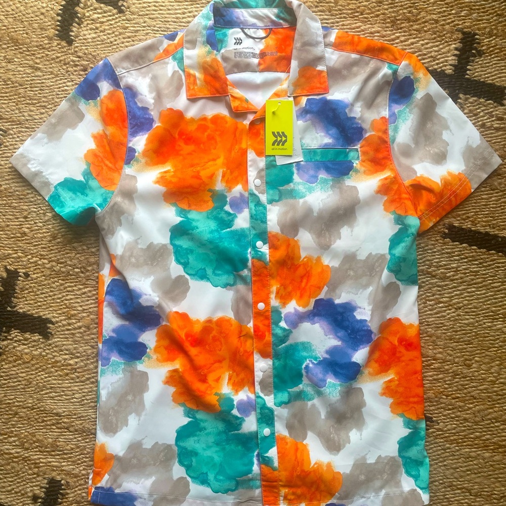 All In Motion Men’s short sleeve button down